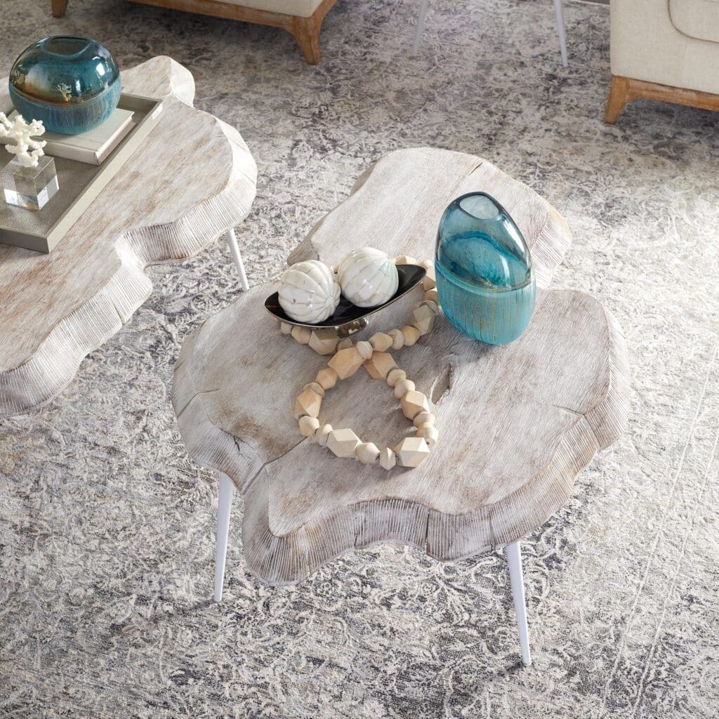 Cyan Design 09837 Cerith Tray - Horn And Silver - Large