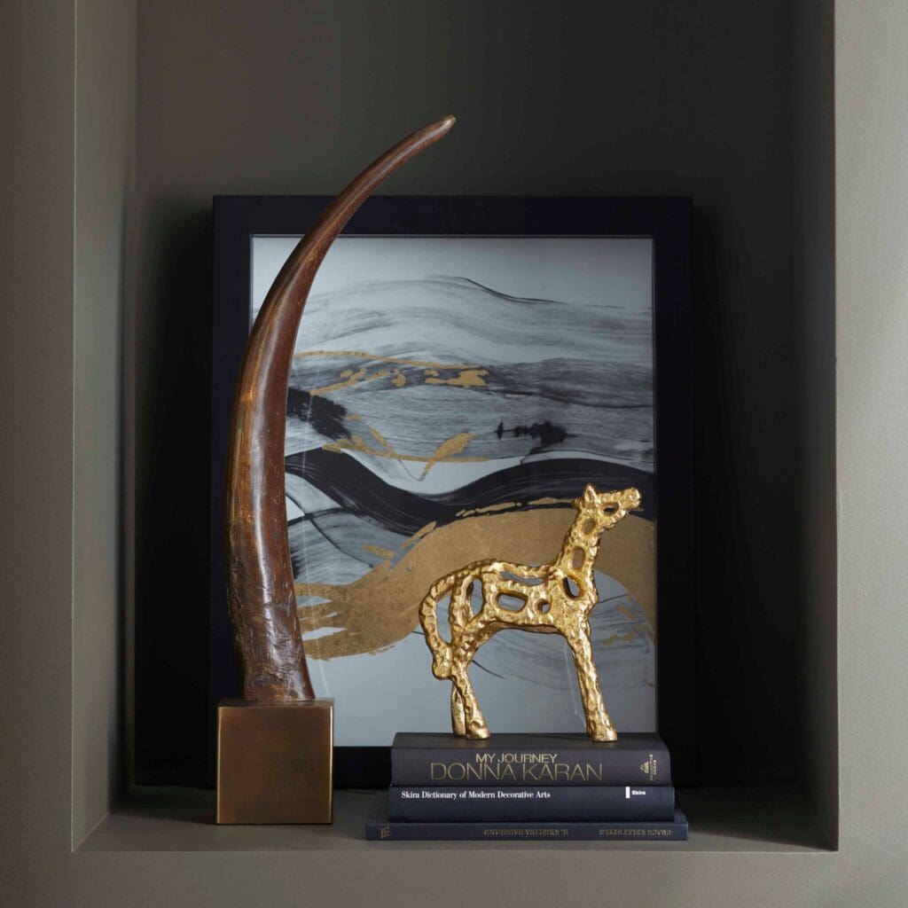 Cyan Design 11150 Eastern Claw Sculpture - Brown And Bronze