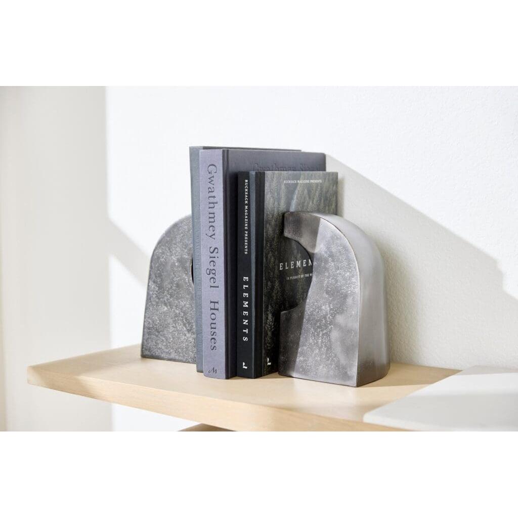 Cyan Design 11528 Apostrophe Bookends - Bronze