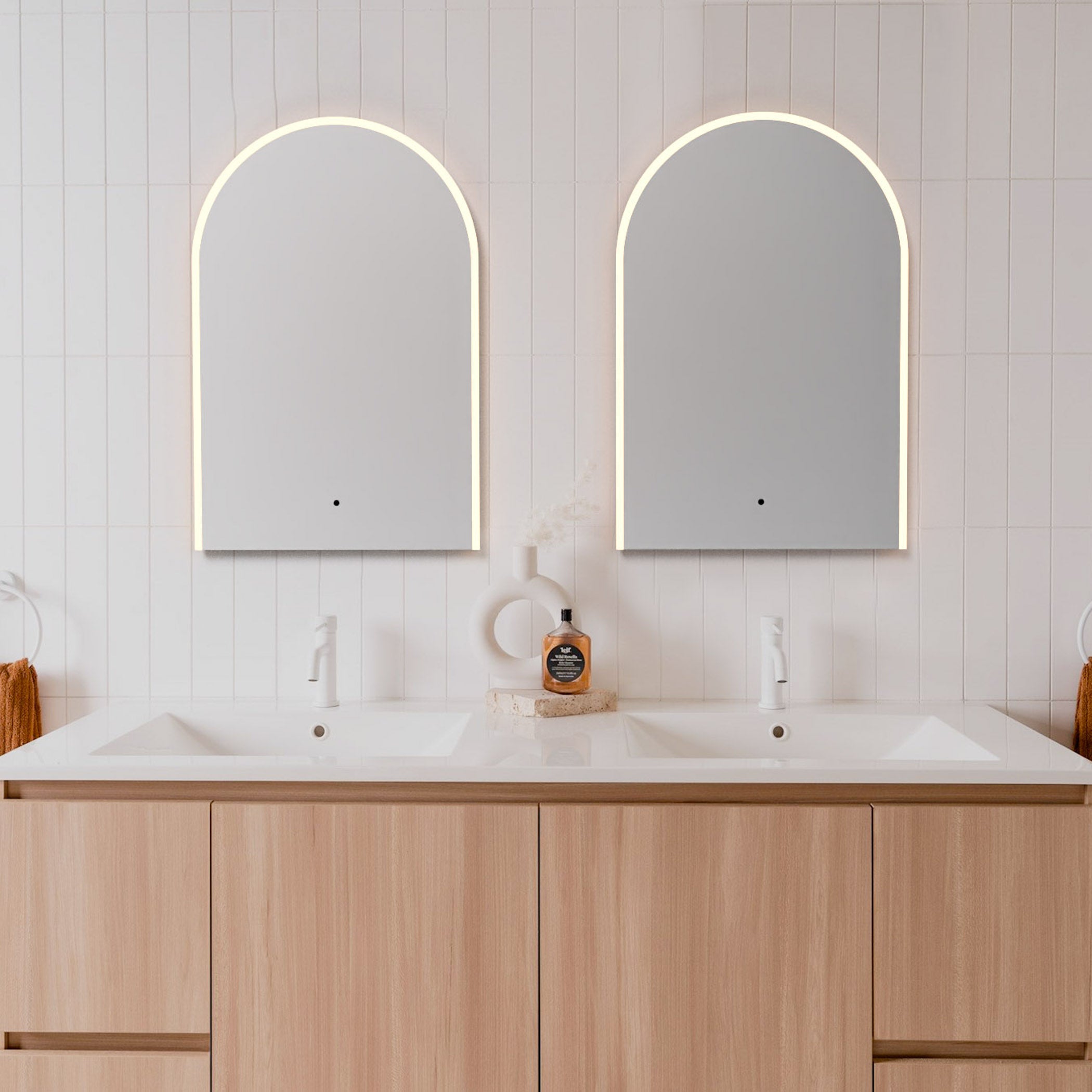 Oxygen Lighting STARLIGHT 3-0607-0 Lighted LED Mirror 32 Inch x 40 Inch Arched - Damp Rated