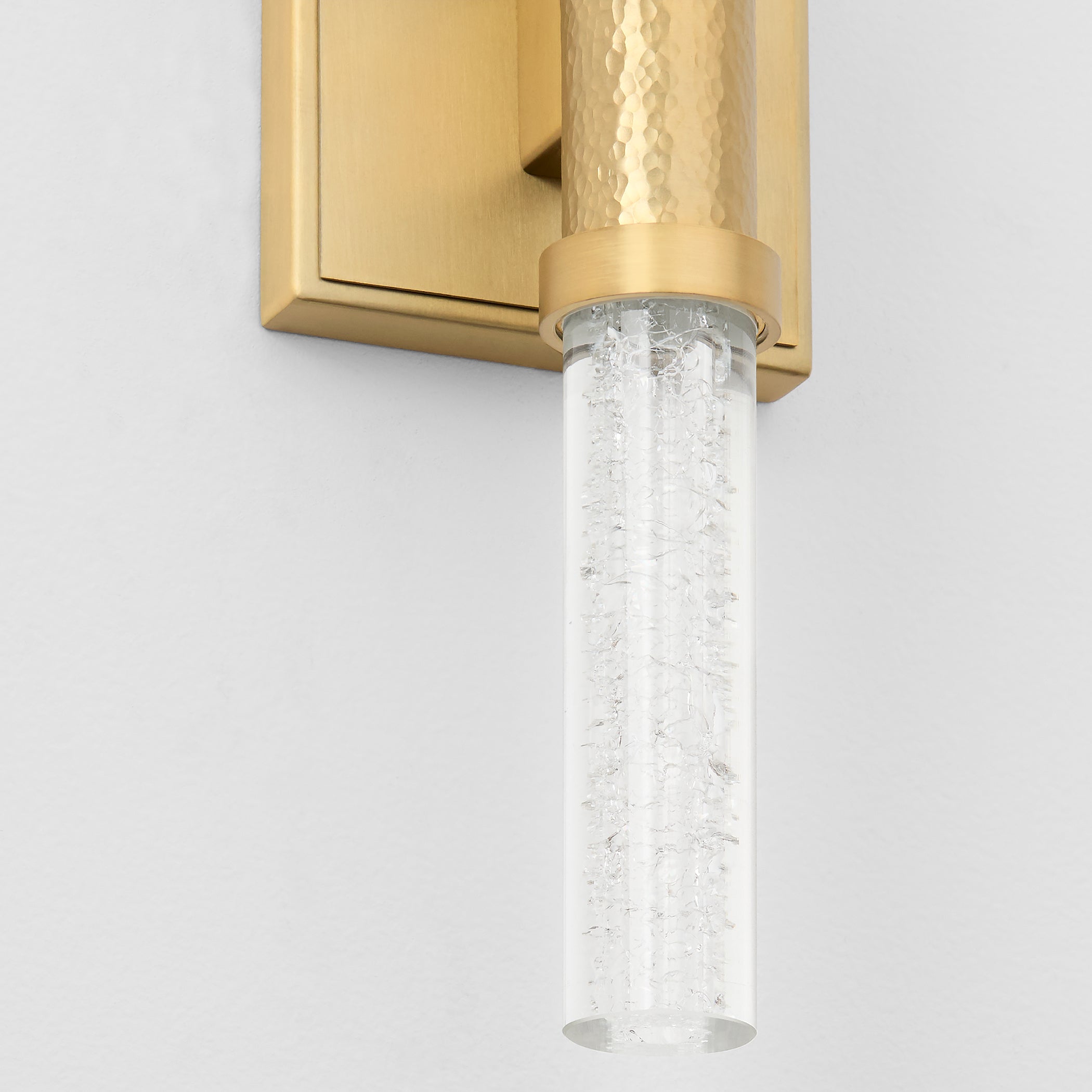 Oxygen Lighting Monet 3-580-40 Sconce, UL Damp Rated, Aged Brass