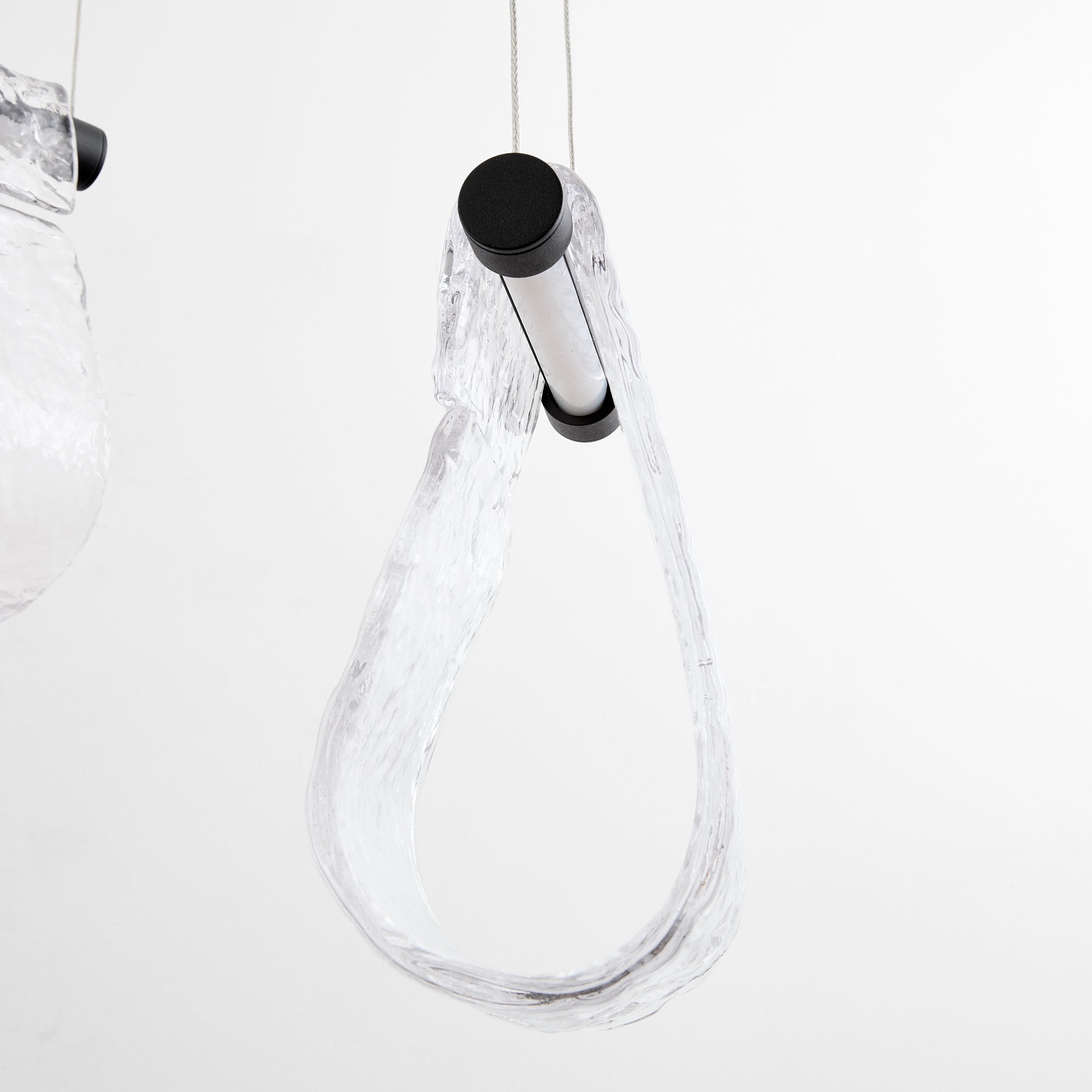 Oxygen Lighting 3-6102-15 Pendant, UL Damp Rated, Black