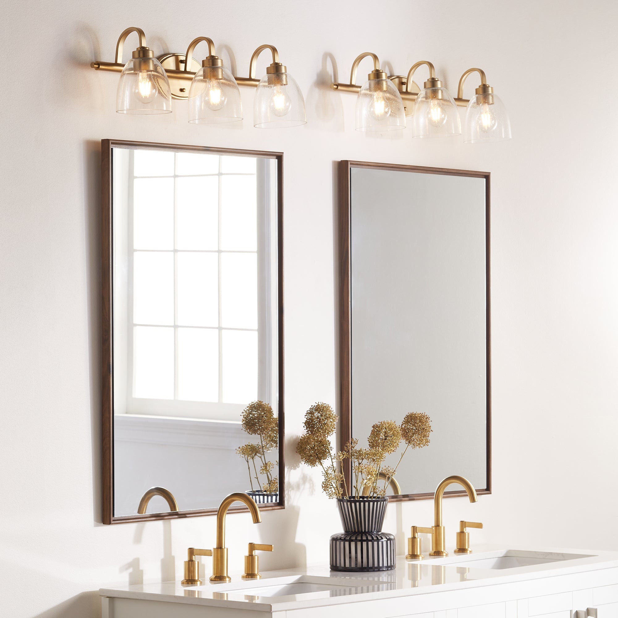Quorum Reyes 5060-3-280 Vanity - Aged Brass