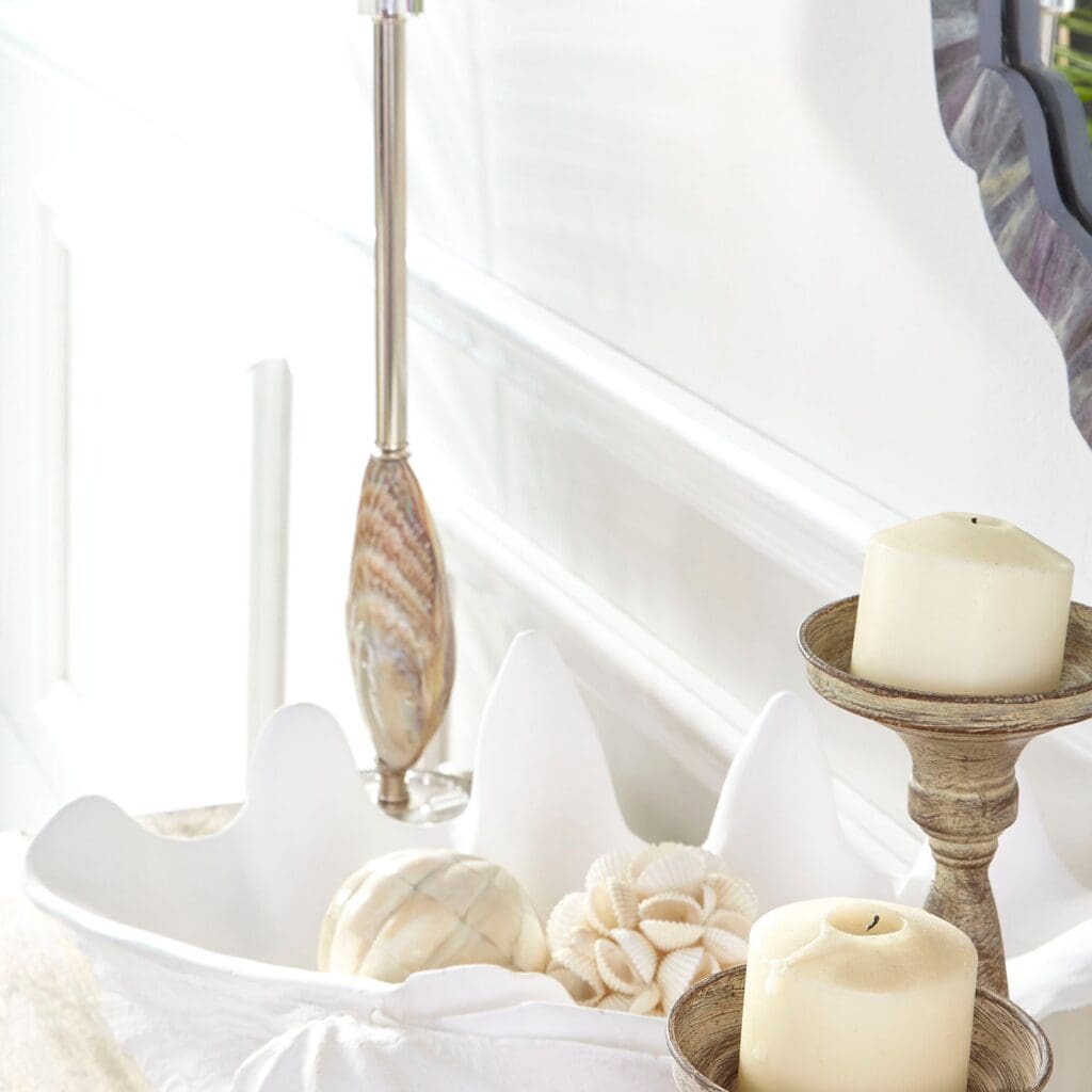 Cyan Design 02799 Clam Shell Bowl - White