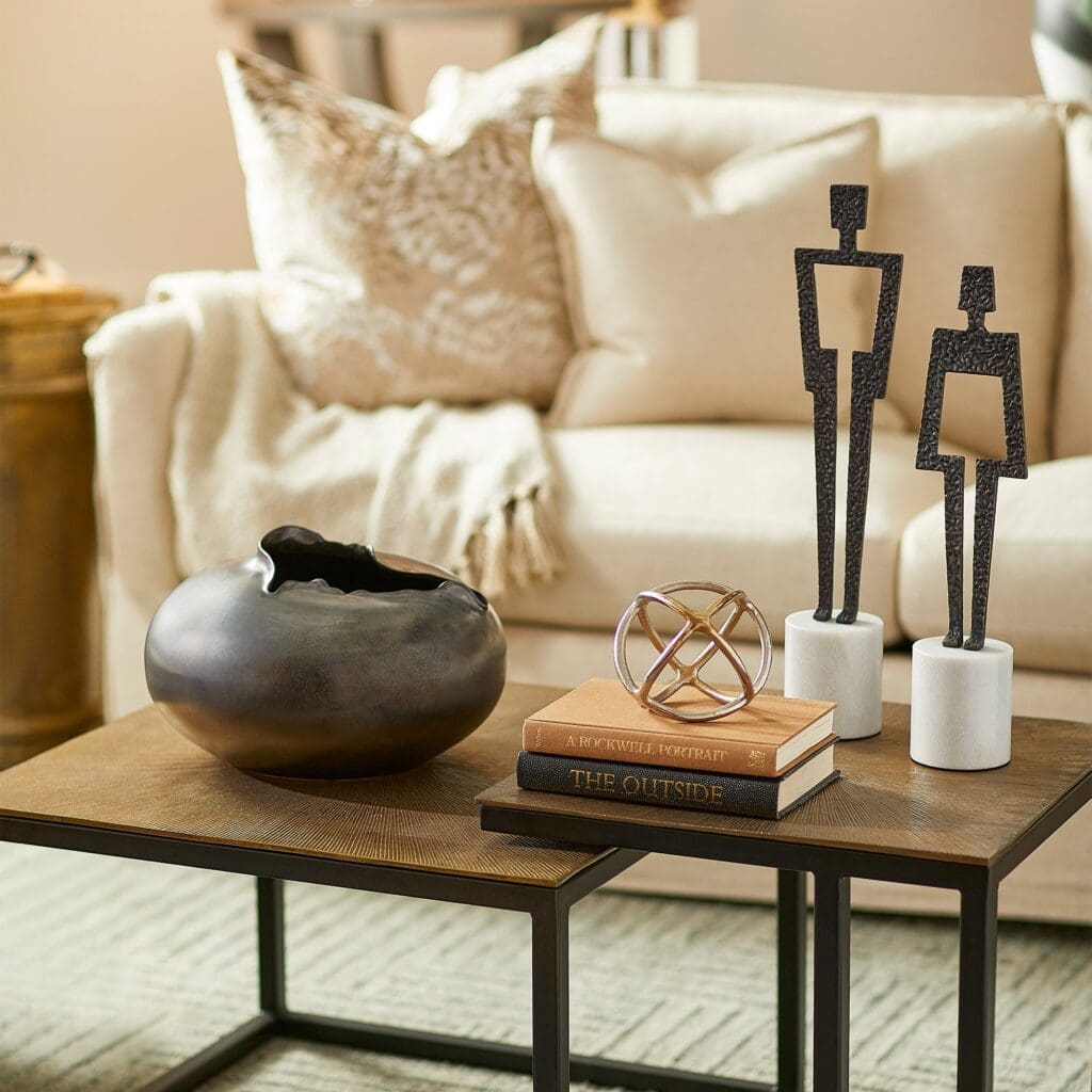 Cyan Design 06879 Tambora Vase Metal - Black - Large