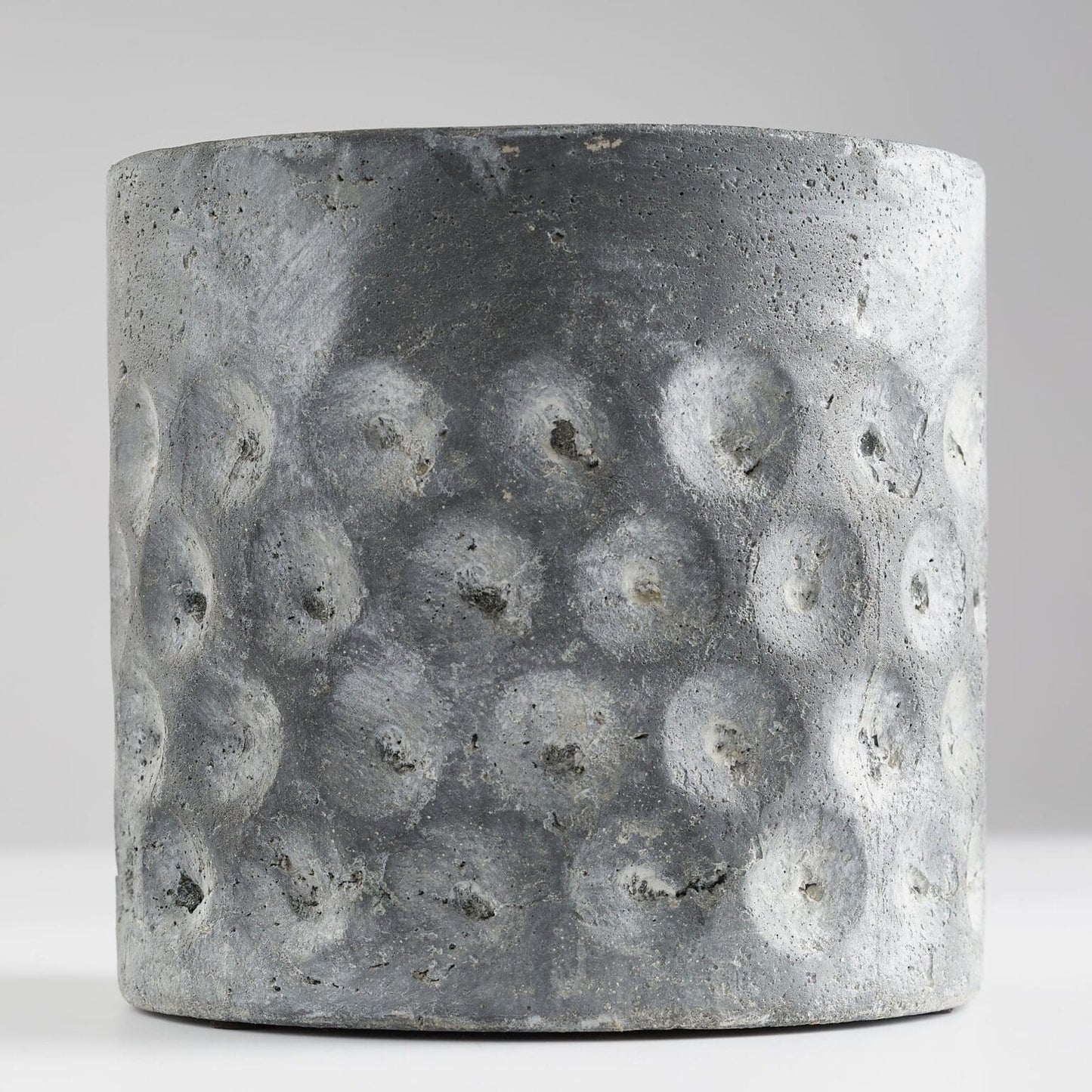 Cyan Design 11052 Potomac Planter - Pewter Gray - Small
