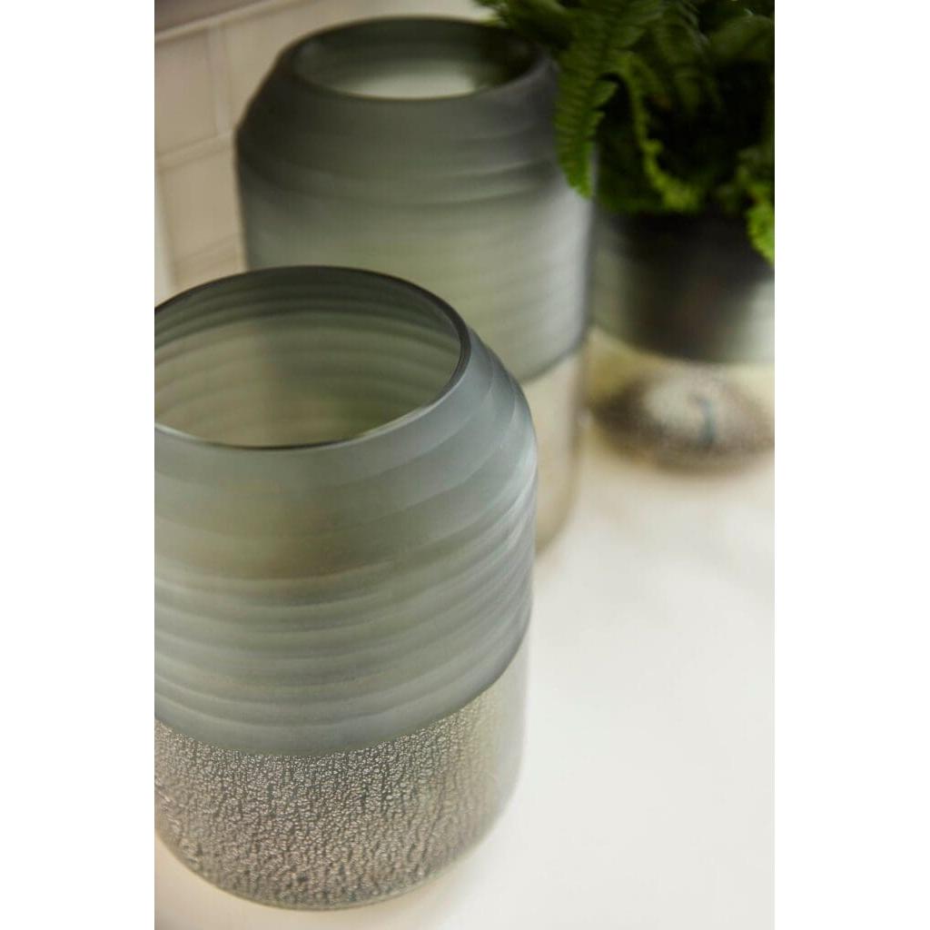 Cyan Design 11103 Alchemy Vase - Grey And Guilded Silver - Medium