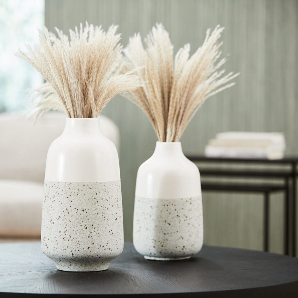 Cyan Design 11195 Summer Shore Vase - White - Medium