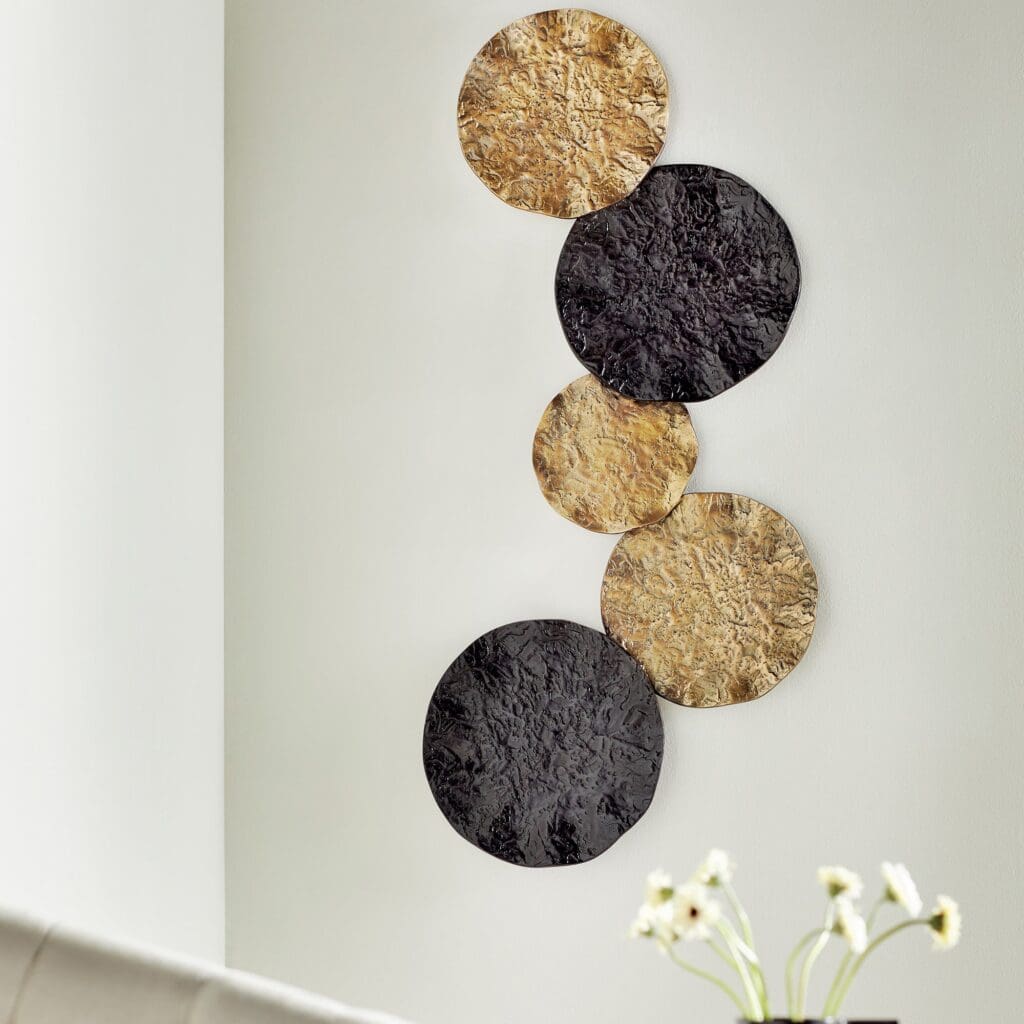 Cyan Design 11270 Conch Wall Art - Antique Brass And Black