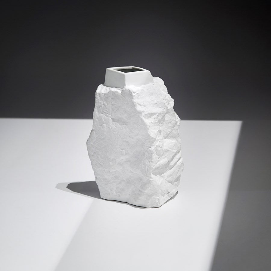 Cyan Design 10944 Piedra Vase - White