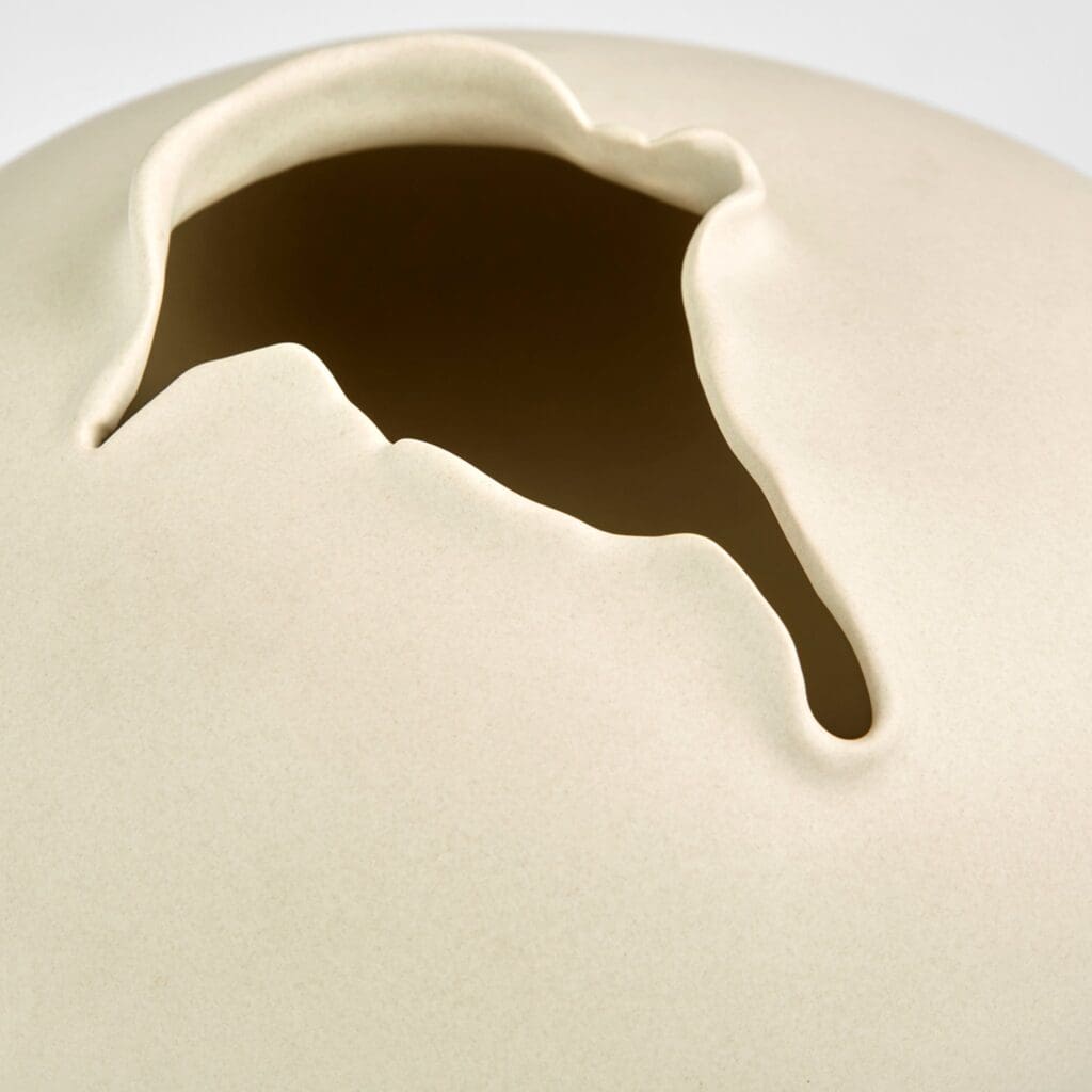 Cyan Design 11403 Tambora Vase - Off White - Medium