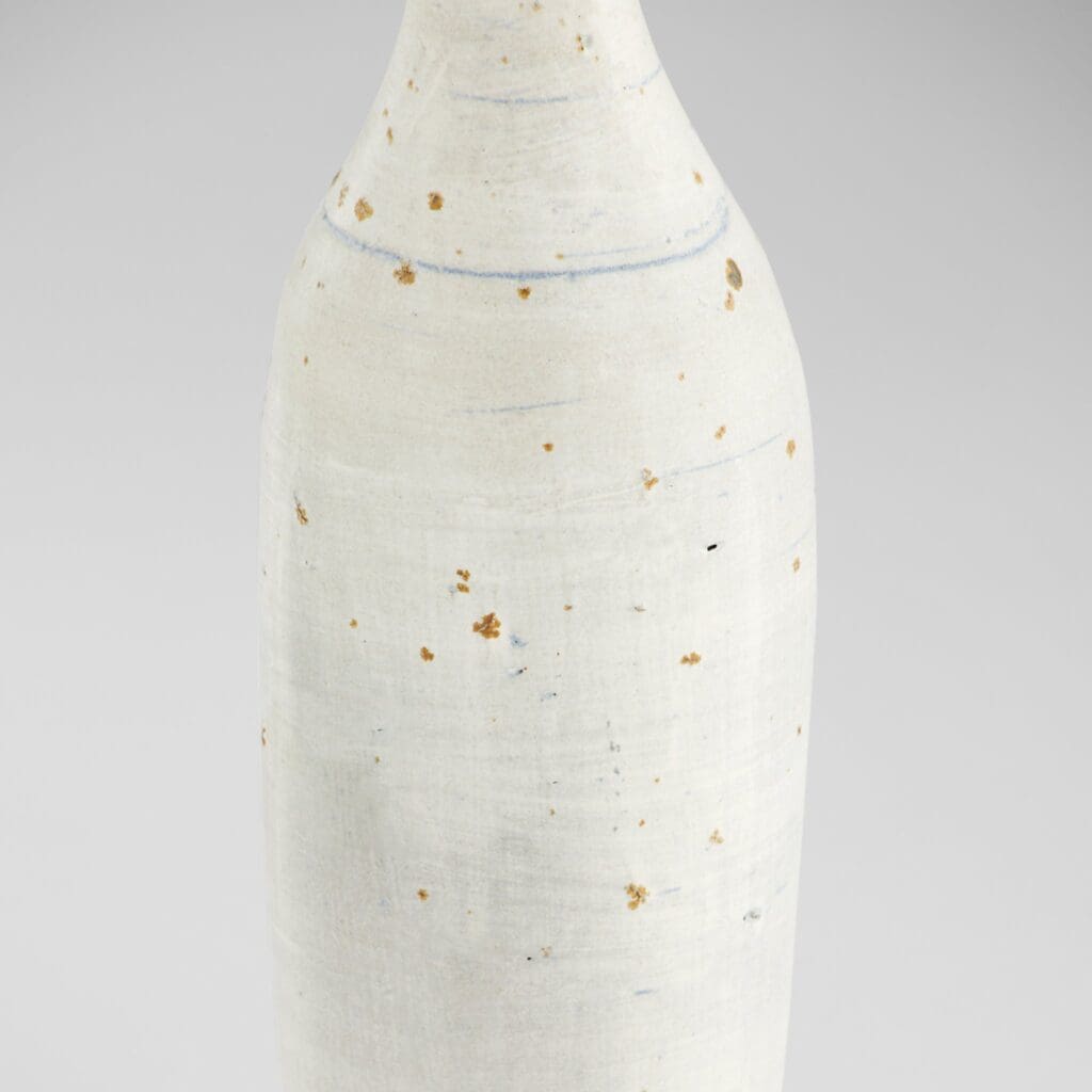 Cyan Design 11410 Gannet Vase - Off White - Large