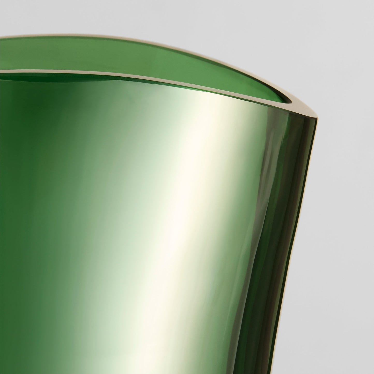 Cyan Design 12029 Vase, Artwork, Emerald Green | Clear