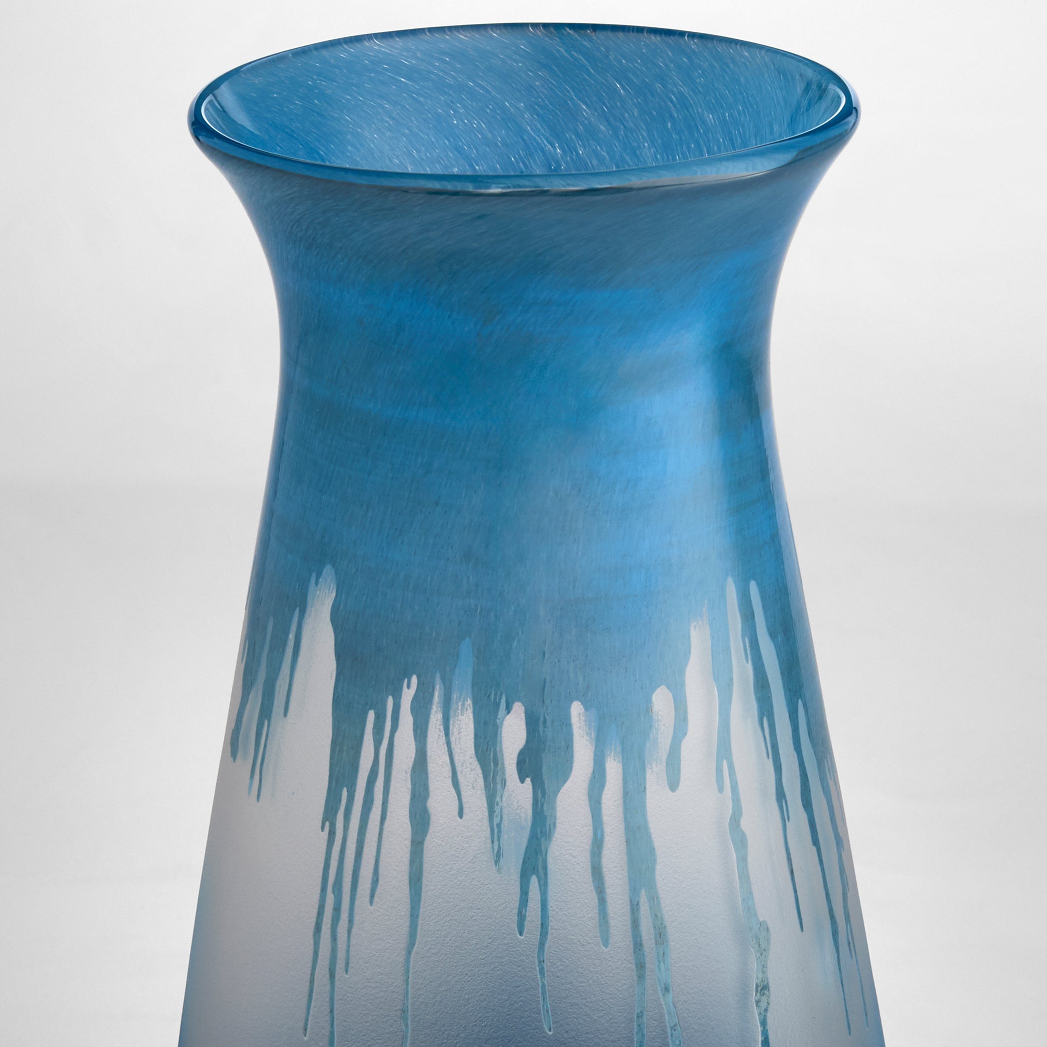 Cyan Design 12068 Vase, Decorative, Reactive Glaze, Blue