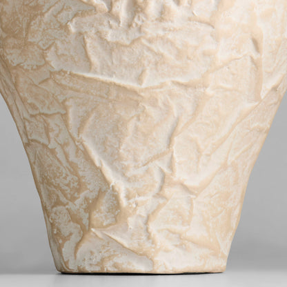 Cyan Design Zimurtu 12172 Vase, Off-White