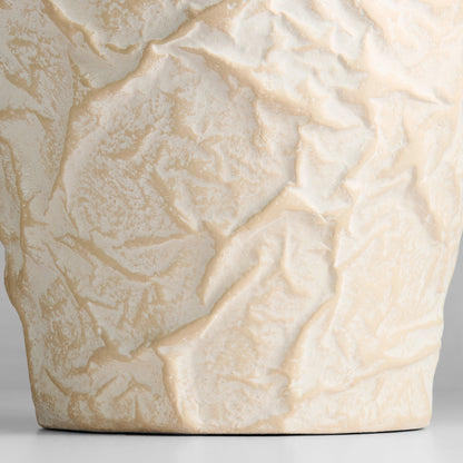 Cyan Design Zimurtu 12173 Vase, Hand Applied Texture, Off-White