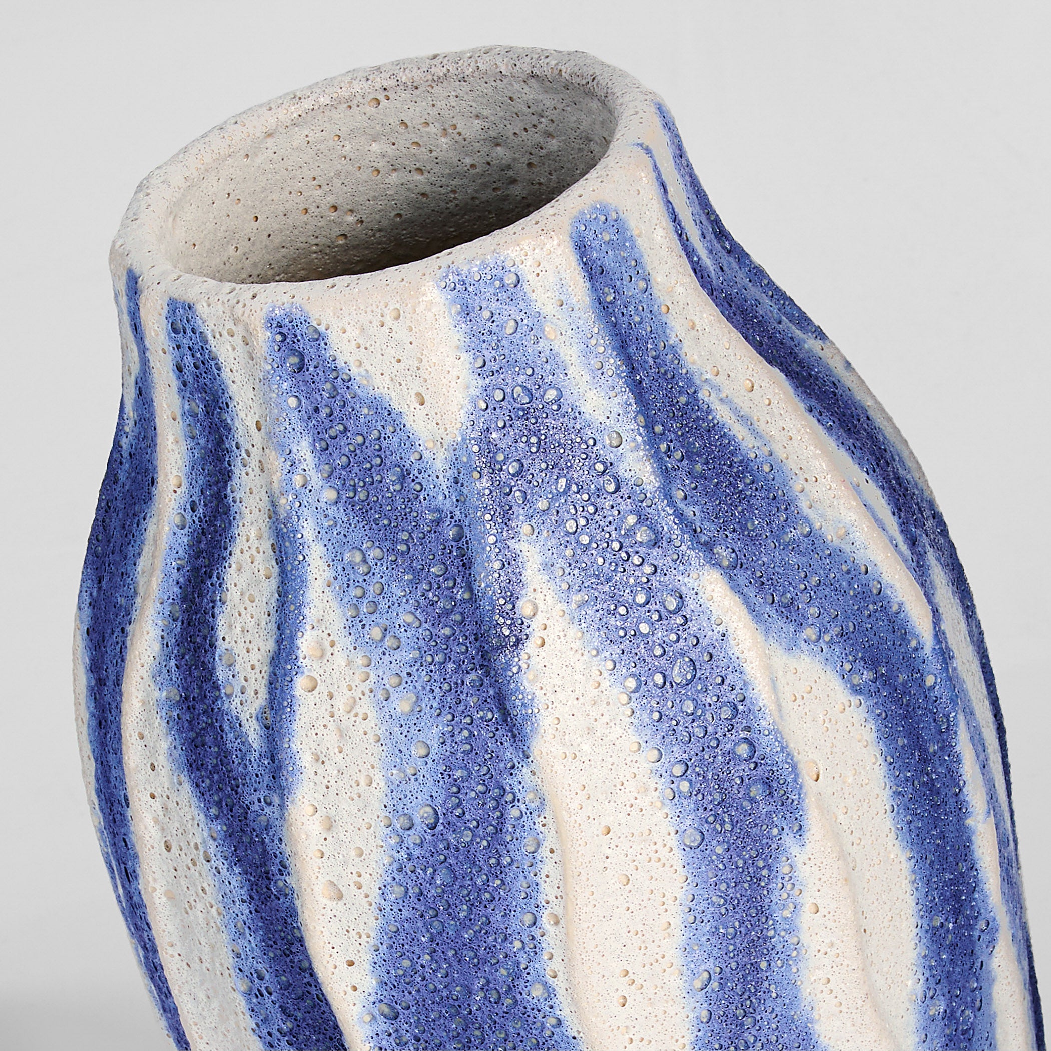 Cyan Design Ripple 12186 Vase, Chalk White | Blue