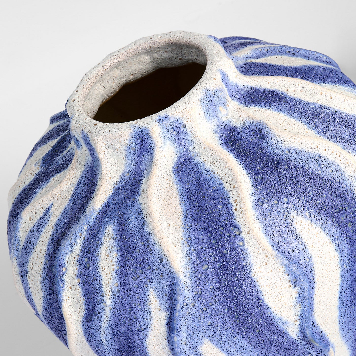 Cyan Design Ripple 12188 Vase, Earthenware, Reactive Glaze, Chalk White | Blue