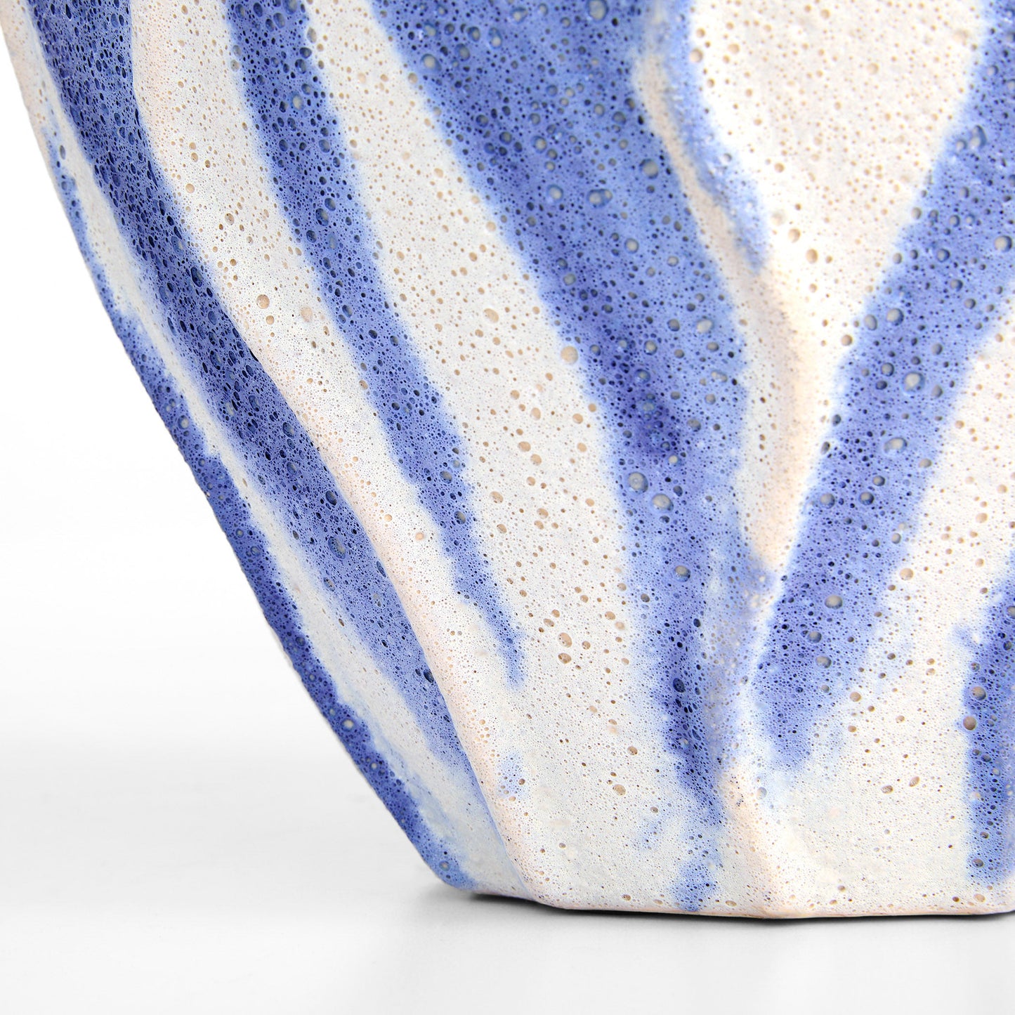 Cyan Design Ripple 12188 Vase, Earthenware, Reactive Glaze, Chalk White | Blue