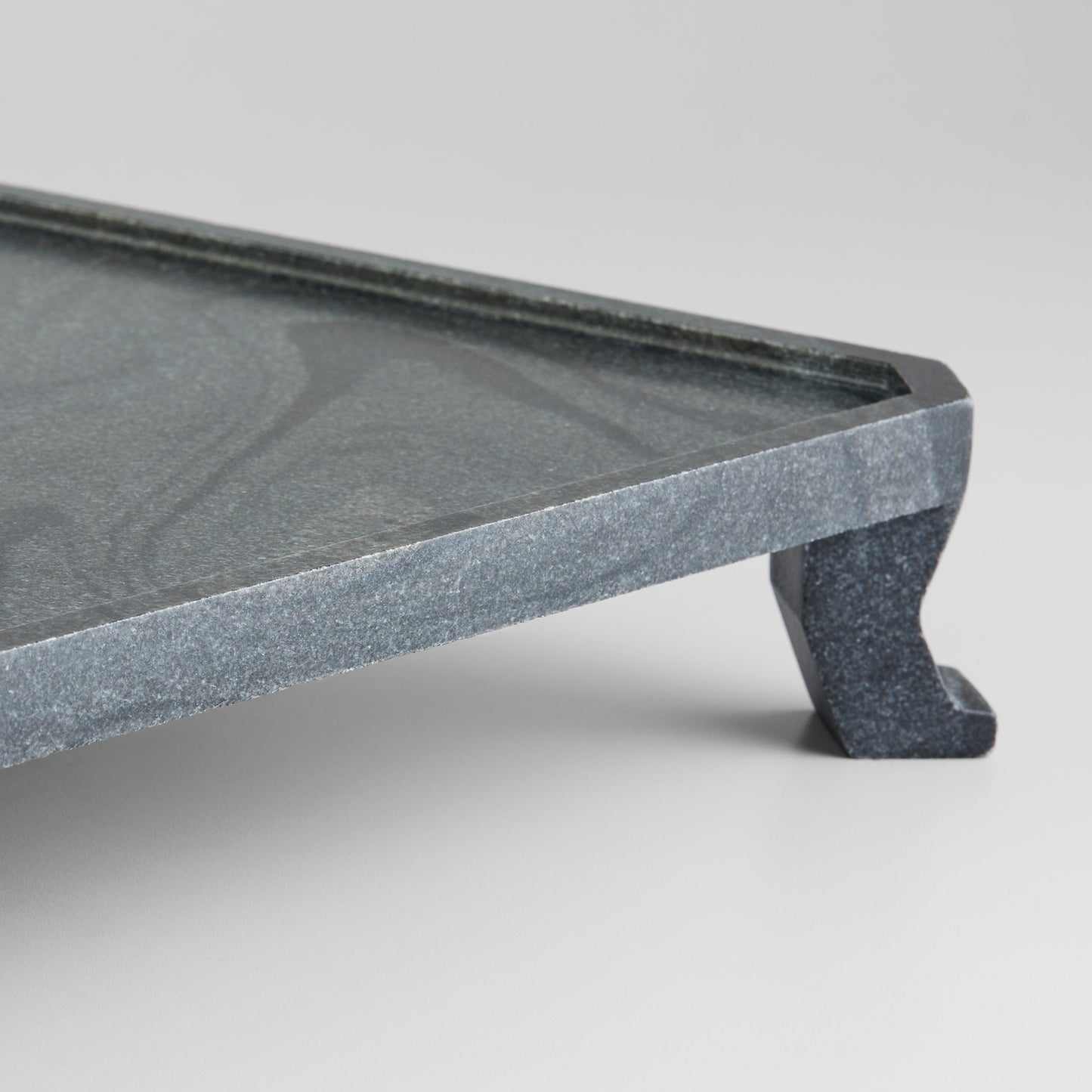 Cyan Design 12279 Trays, Modern Paw, Contemporary Animal Paw Foot Design, Bheslana