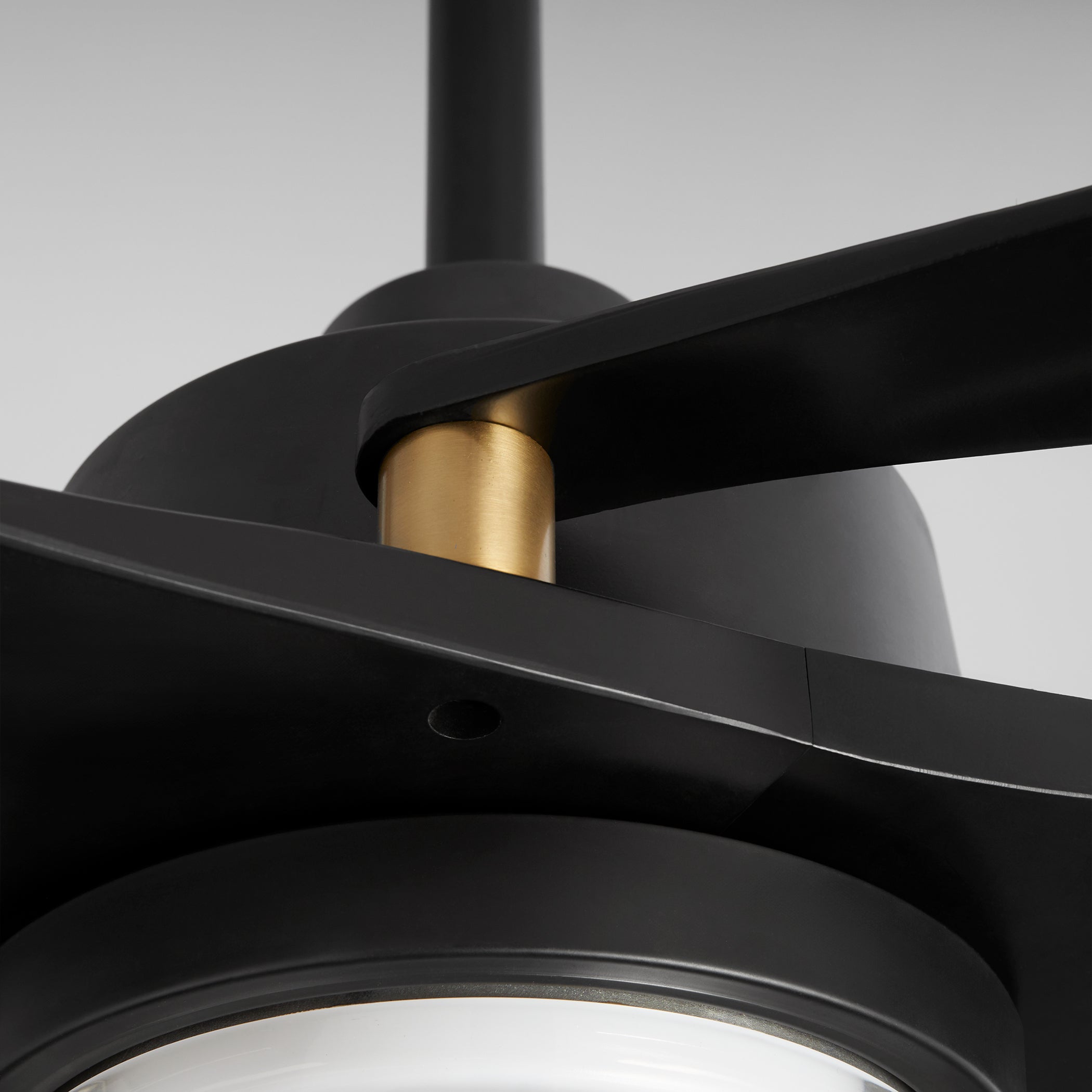 Oxygen APOGEE 3-132-15 Ceiling Fan, 3 Blades, LED Light + Wall Control included – Black, Aged Brass Pillars