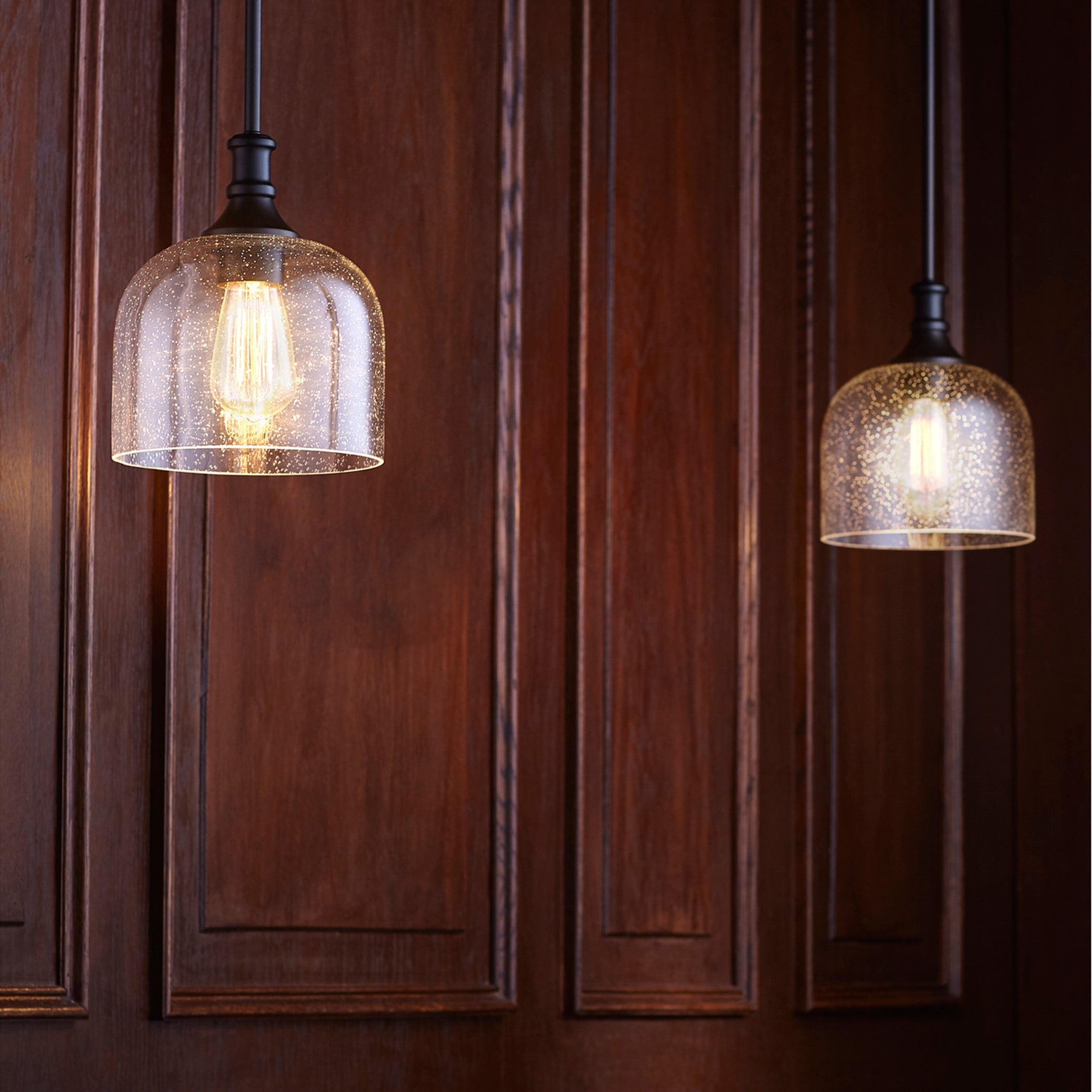 Quorum Richmond 3911-186 Pendant - Oiled Bronze W/ Clear/seeded