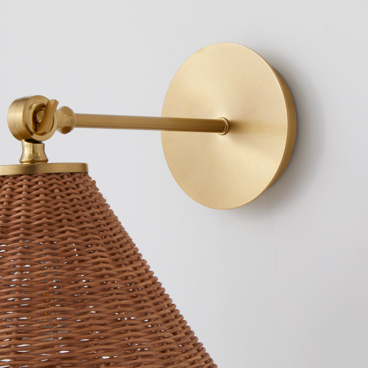 Quorum 5393-80 Wall Mount - Aged Brass