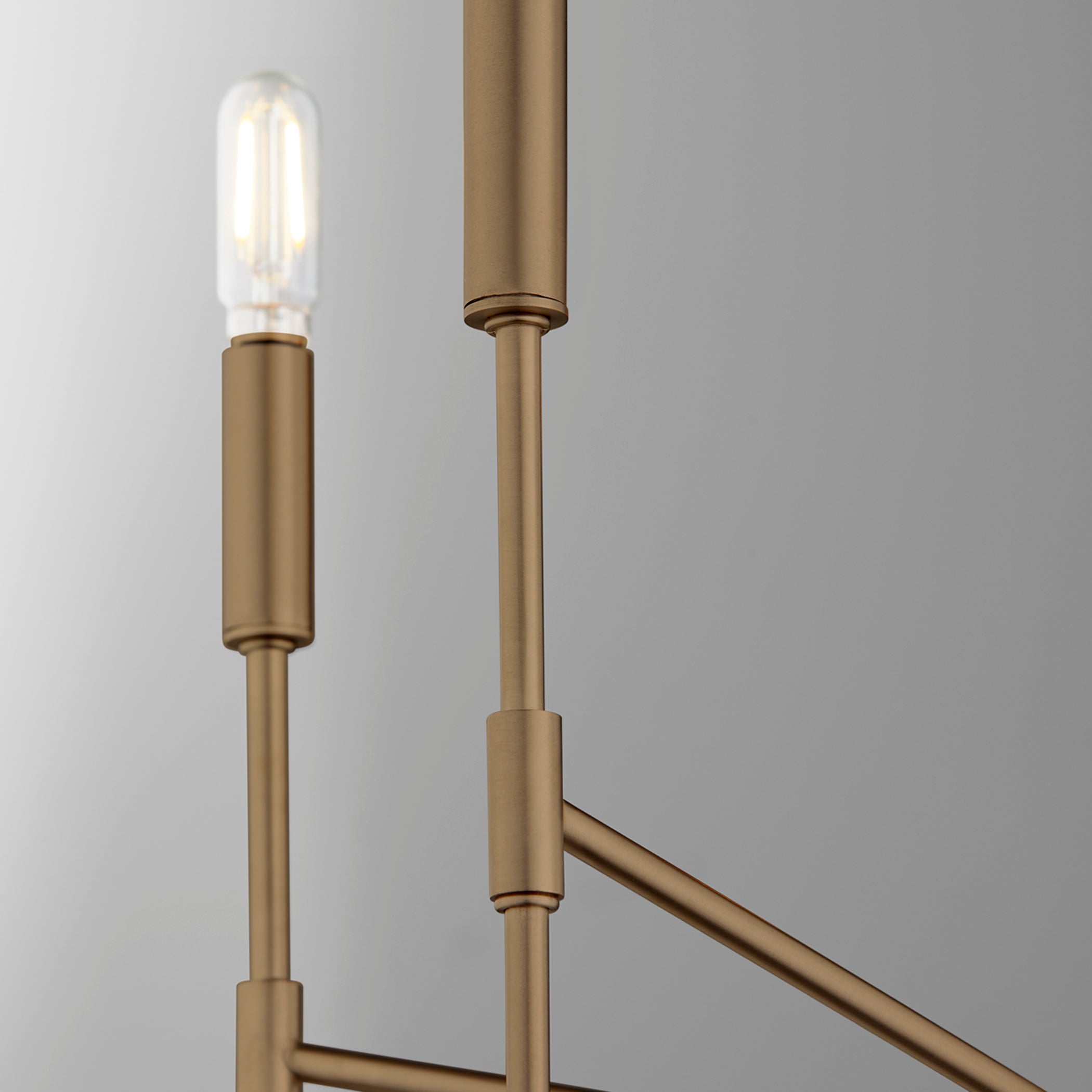 Quorum Hamilton 663-5-81 Chandelier - Dark Brass